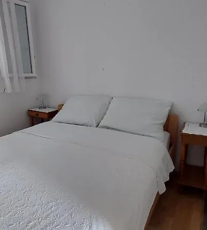 Kosutic Apartment *