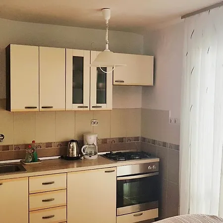 Kosutic Apartman *